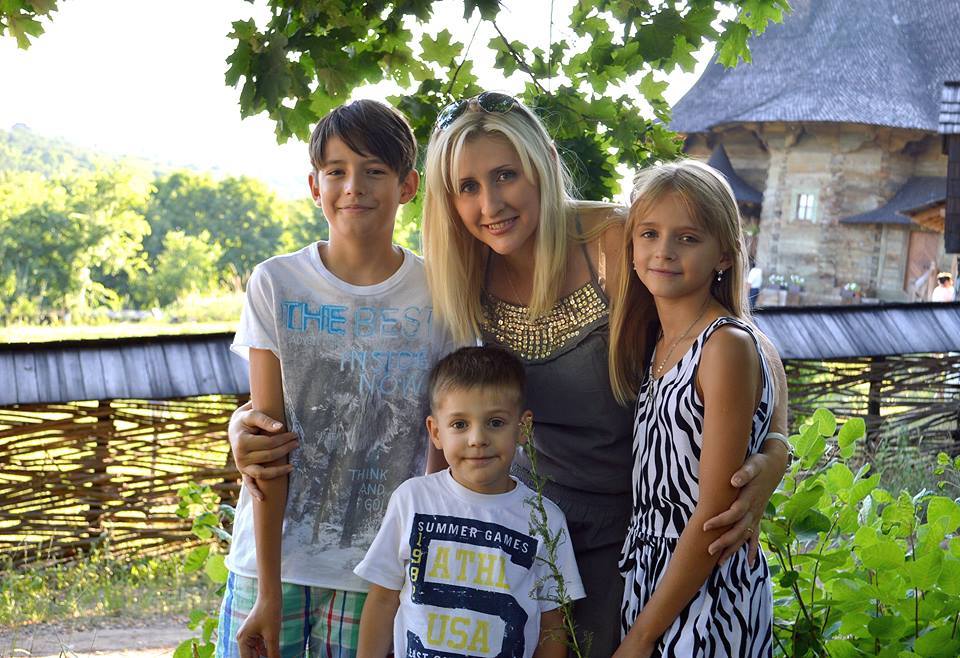 10557176_548116795313942_8352761916142406928_n